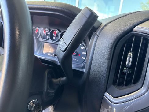 Used 2019 Chevrolet Silverado 1500 Custom w/ Trailering Package image 23