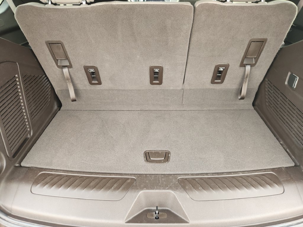 Used 2022 GMC Yukon SLT RWD image 25