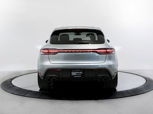 Certified 2023 Porsche Macan AWD/4WD image 6