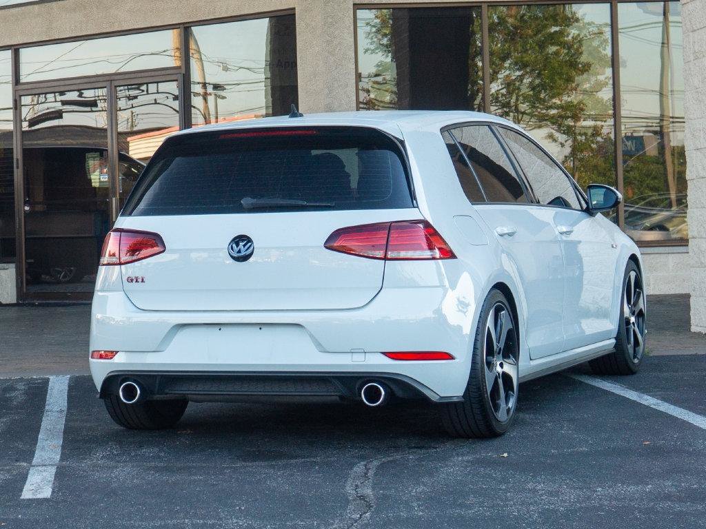 Used 2019 Volkswagen GTI SE FWD image 3