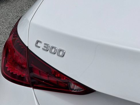 Used 2025 Mercedes-Benz C 300 Sedan image 25