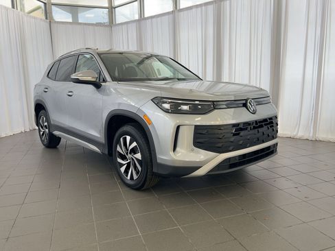 New 2026 Volkswagen Tiguan S image 7