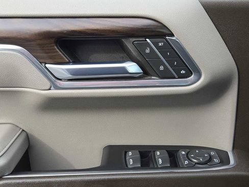 Certified 2023 GMC Sierra 1500 SLT image 22