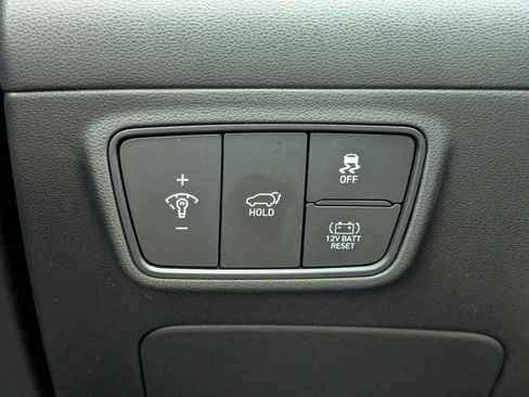 Used 2024 Hyundai Tucson Limited AWD/4WD image 17