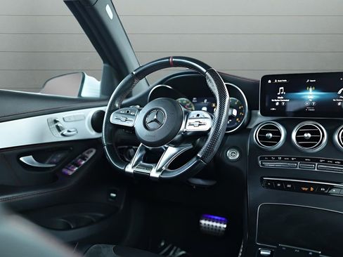 Used 2022 Mercedes-Benz GLC 43 AMG 4MATIC image 37