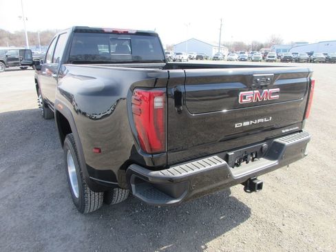 New 2026 GMC Sierra 3500 Denali w/ Denali Reserve Package AWD/4WD image 9