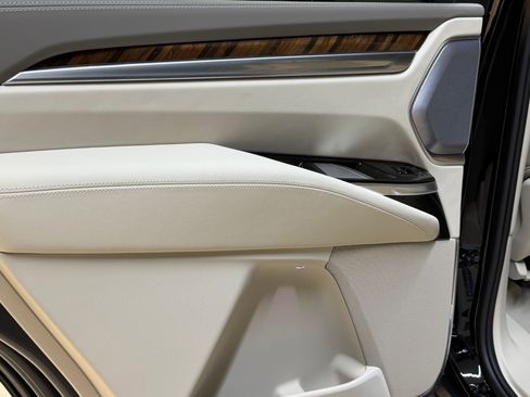 New 2026 Cadillac Escalade Platinum Sport AWD/4WD image 48