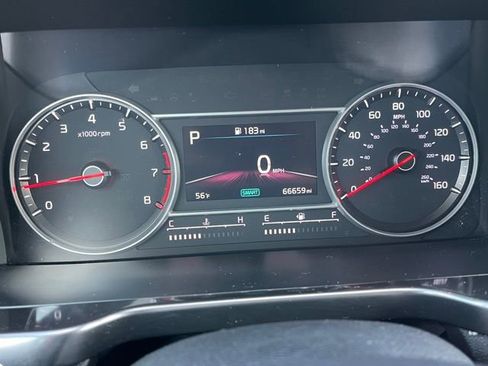 Used 2023 Kia Sorento LX image 12