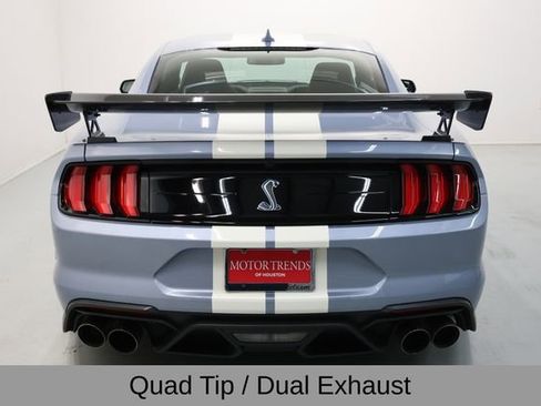 Used 2022 Ford Mustang Shelby GT500 w/ Carbon Fiber Track Pack RWD image 47