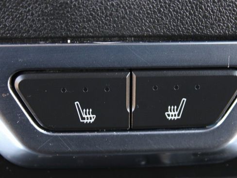 Used 2020 GMC Sierra 2500 AT4 w/ AT4 Premium Package image 39