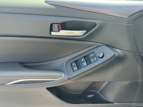 Used 2022 Toyota Avalon XSE FWD image 31