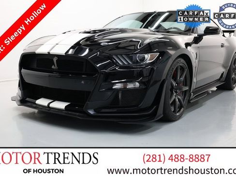 Used 2022 Ford Mustang Shelby GT500 w/ Carbon Fiber Track Pack image 1