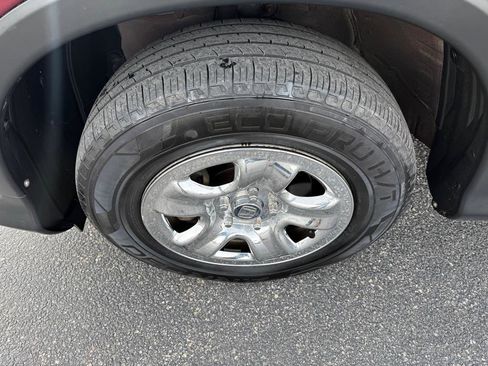 Used 2014 Honda CR-V LX image 2