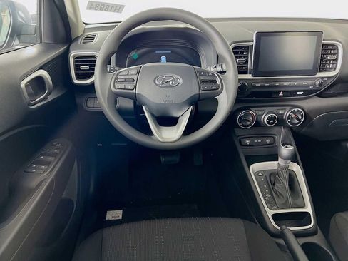New 2026 Hyundai Venue SE image 15