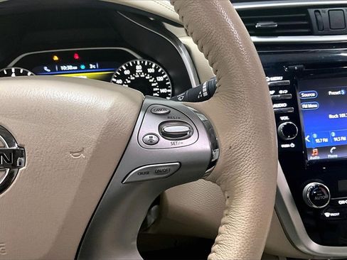 Used 2017 Nissan Murano Platinum image 12