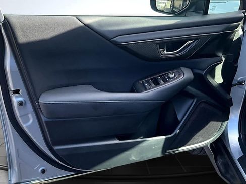 Used 2023 Subaru Outback Premium image 28