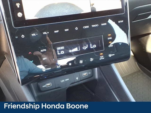 Used 2022 Hyundai Santa Cruz Limited AWD/4WD image 26