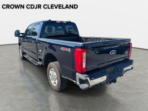 Used 2025 Ford F250 XLT AWD/4WD image 4