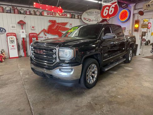 Used 2017 GMC Sierra 1500 SLT w/ Texas SLT Premium Package AWD/4WD image 5