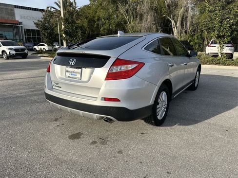 Used 2013 Honda Crosstour EX image 6