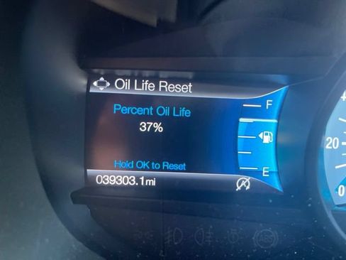 Used 2019 Ford Edge SEL w/ Equipment Group 201A AWD/4WD image 9