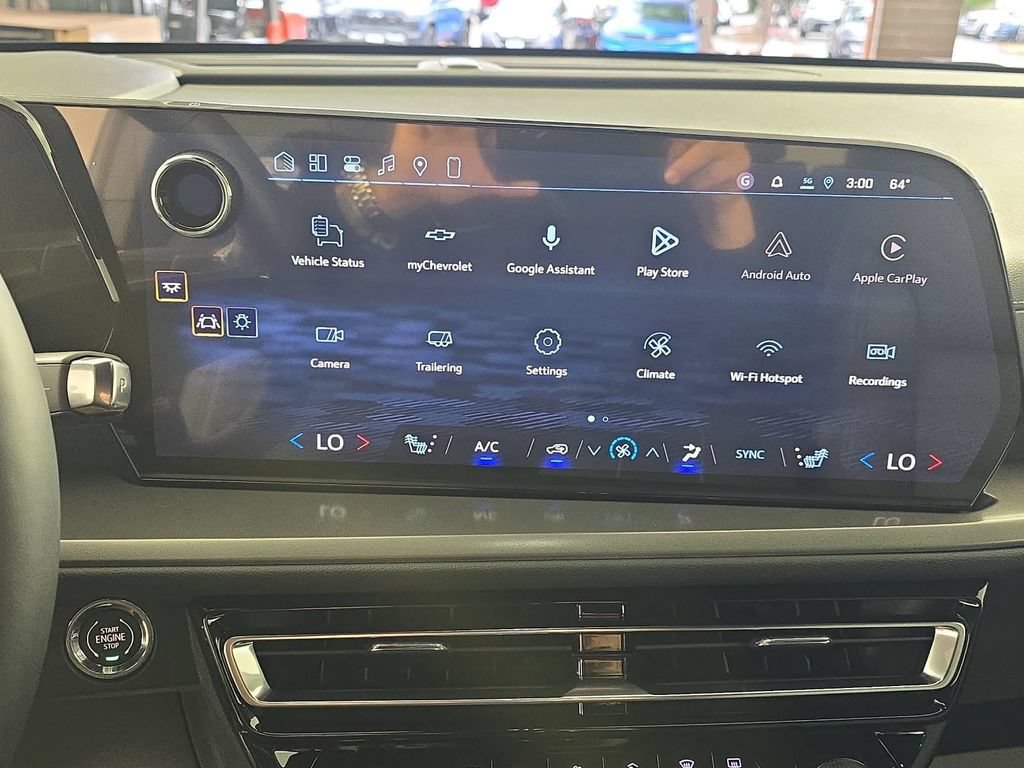 New 2027 Chevrolet Traverse LT w/ Midnight/Sport Edition AWD/4WD image 17
