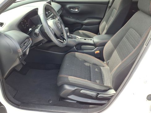 Used 2024 Honda HR-V Sport image 9