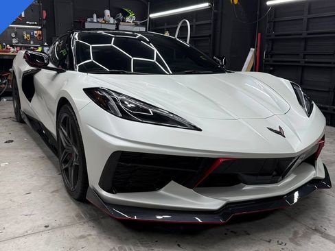 Used 2023 Chevrolet Corvette Stingray Coupe w/ Z51 Performance Package RWD image 1