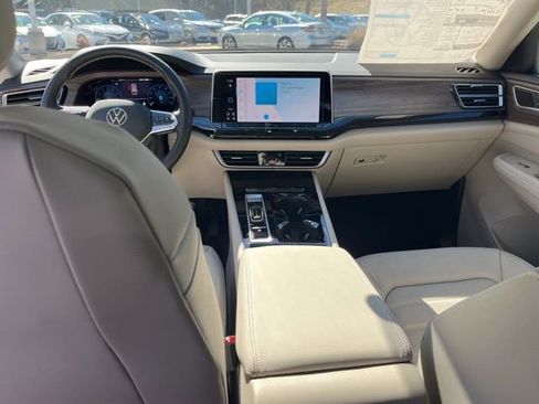 New 2026 Volkswagen Atlas SEL image 16