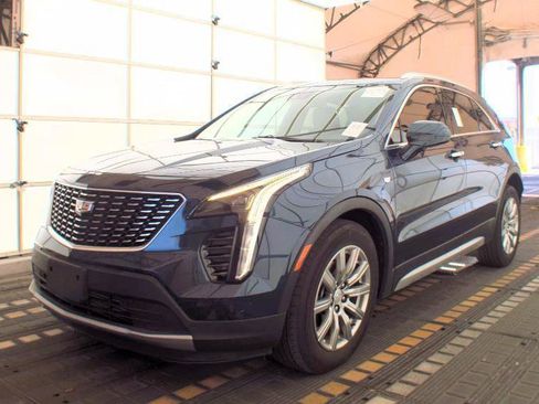 Used 2020 Cadillac XT4 Premium Luxury AWD/4WD image 5
