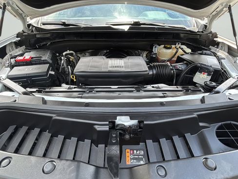 Used 2022 Chevrolet Tahoe LT RWD image 9
