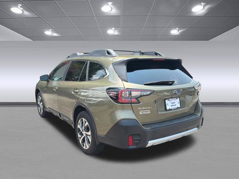 Used 2020 Subaru Outback Limited w/ Popular Package #2 AWD/4WD image 9