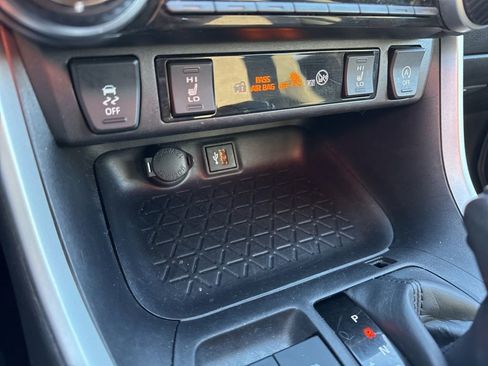 Certified 2024 Toyota RAV4 XLE image 36