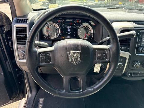 Used 2016 RAM 2500 Big Horn w/ Black Appearance Group AWD/4WD image 18