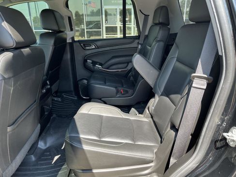 Used 2019 Chevrolet Tahoe LT image 13