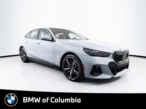 New 2026 BMW 530i xDrive w/ M Sport Package AWD/4WD image 1