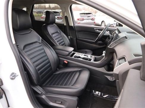 Used 2024 Ford Edge SEL image 24