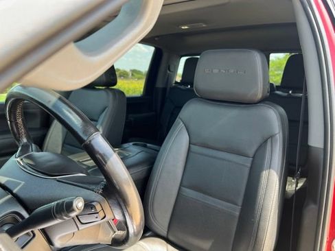 Used 2021 GMC Sierra 2500 Denali w/ Denali Ultimate Package AWD/4WD image 11