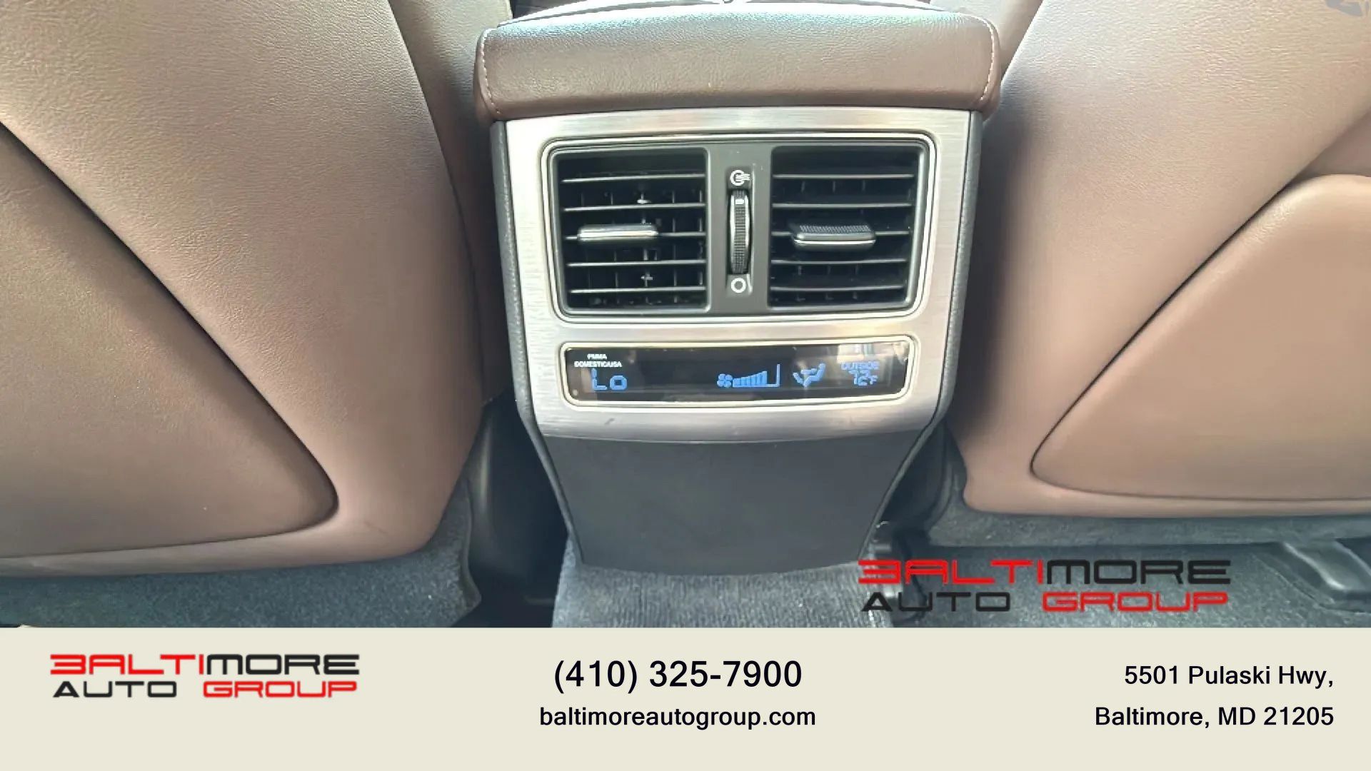 Used 2014 Hyundai Equus Signature RWD image 37