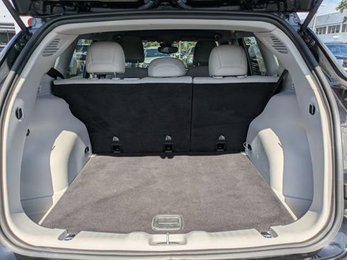 Certified 2022 Jeep Compass Latitude FWD image 8