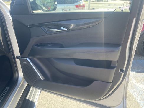 Used 2019 Cadillac Escalade Platinum image 26