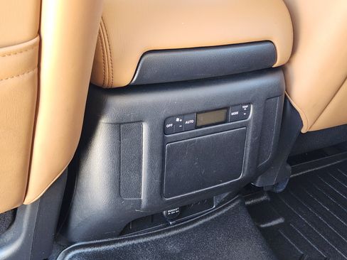 Used 2016 INFINITI QX80 2WD image 39