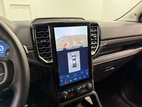 Used 2025 Ford Ranger Lariat w/ Advanced Towing Package image 80