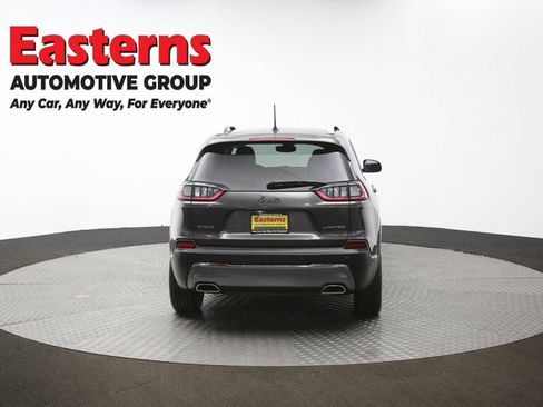 Used 2021 Jeep Cherokee Limited AWD/4WD image 40
