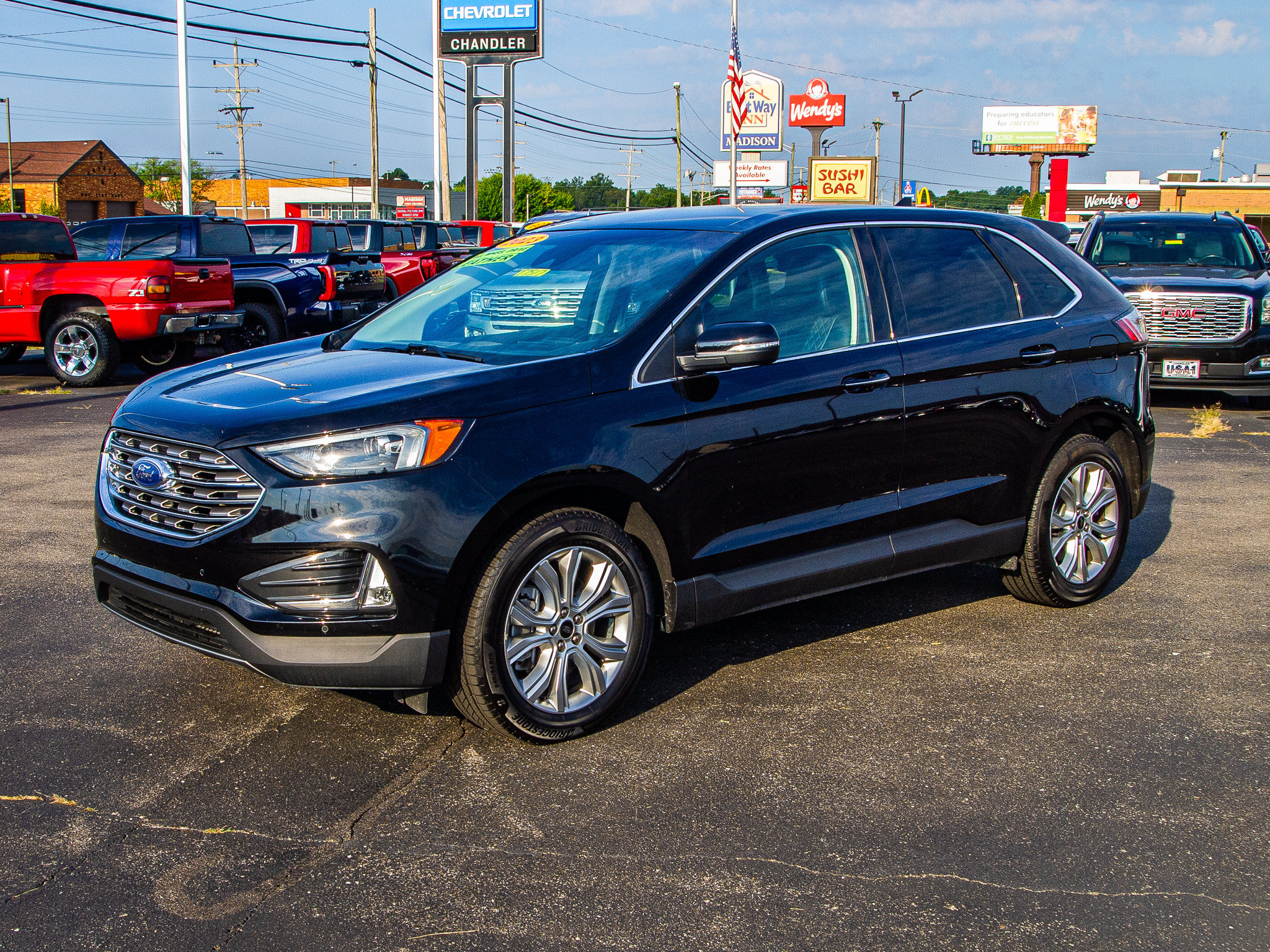 Used 2023 Ford Edge Titanium w/ Cargo Accessory Package AWD/4WD image 3