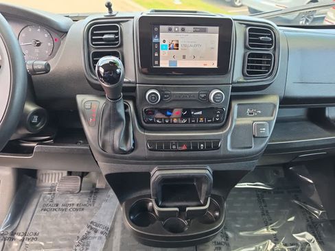 Used 2026 RAM ProMaster 2500 w/ Convenience Group FWD image 16