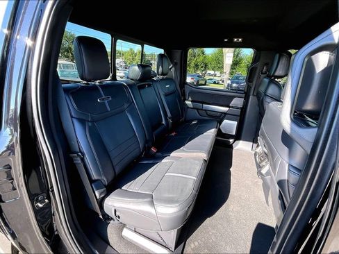 Used 2025 Ford F450 Platinum w/ FX4 Off-Road Package AWD/4WD image 28