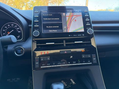 Used 2019 Toyota Avalon Touring w/ Advanced Safety Package image 14