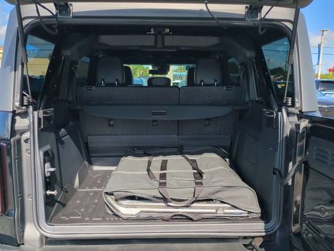 Used 2024 Ford Bronco Wildtrak AWD/4WD image 14