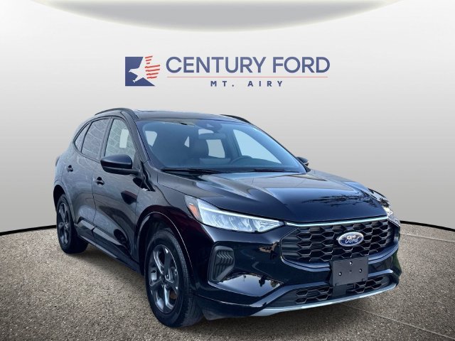 Used 2024 Ford Escape ST-Line w/ Tech Pack #1 AWD/4WD image 1